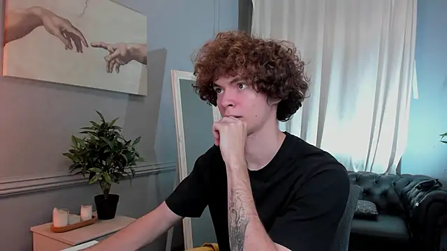 Snapshot of Tommy_Jamm chatting on 11/10/25, 02:38 Tommy Jamm online show from 11/10/25, 02:38