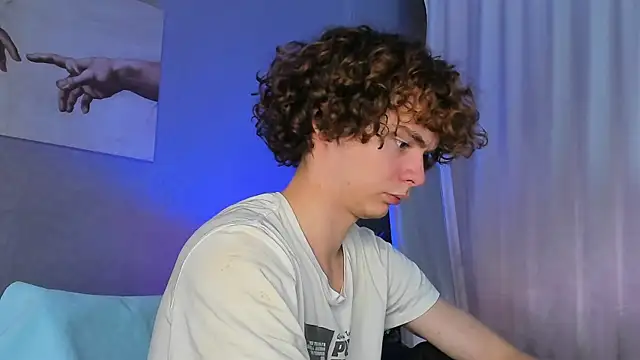 Snapshot of Tommy_Jamm chatting on 11/18/25, 02:54 Tommy Jamm online show from 11/18/25, 02:54