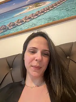 Snapshot of Lady_LauraRose chatting on 10/22/25, 11:37 Lady LauraRose online show from 10/22/25, 11:37