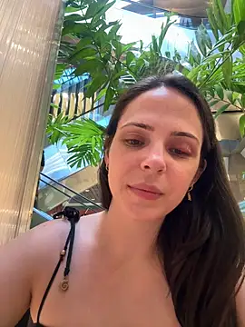 Snapshot of Lady_LauraRose chatting on 12/02/25, 06:25 Lady LauraRose online show from 12/02/25, 06:25