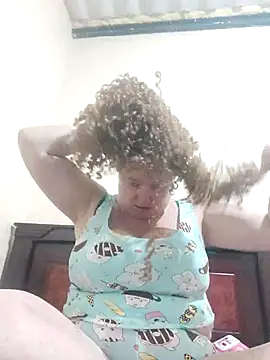 Snapshot of Miss-tetas chatting on 01/06/26, 03:21 Miss-tetas online show from 01/06/26, 03:21