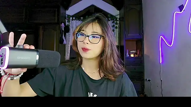 Shisuku Sophi online show from 11/21/25, 05:17