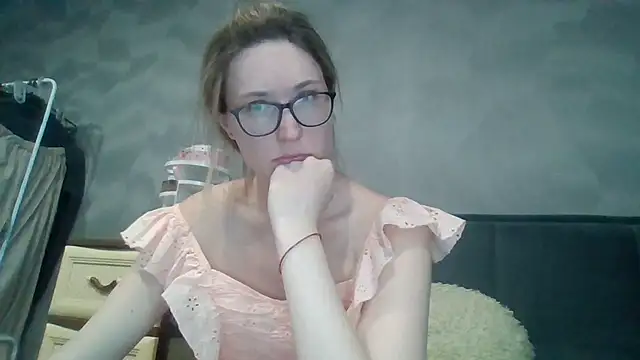 Jugira online show from 03/28/26, 03:33