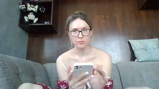 Jugira online show from 04/22/26, 03:46