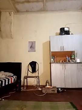 RFeltomWhitJ online show from 10/23/25, 11:46