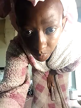 RFeltomWhitJ online show from 11/06/25, 05:19