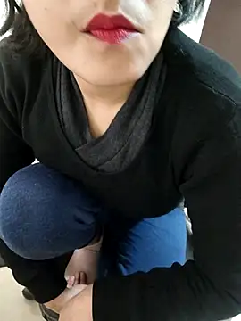 Pihu Chopra online show from 12/04/25, 02:54