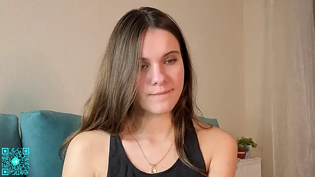 Snapshot of chloemilka chatting on 10/12/25, 05:23 chloemilka online show from 10/12/25, 05:23