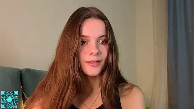 Snapshot of chloemilka chatting on 10/24/25, 05:53 chloemilka online show from 10/24/25, 05:53