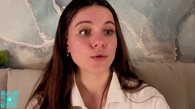 chloemilka online show from 04/23/26, 05:26