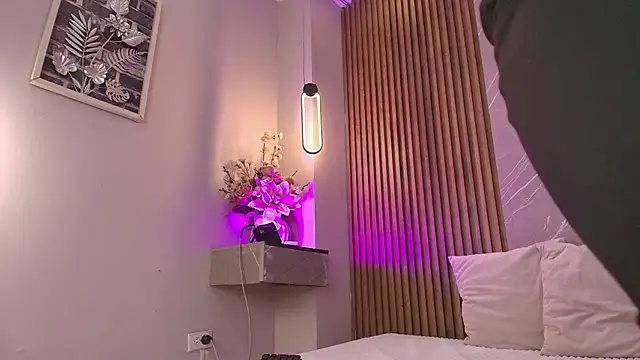 biancaa 18 online show from 04/21/26, 07:28