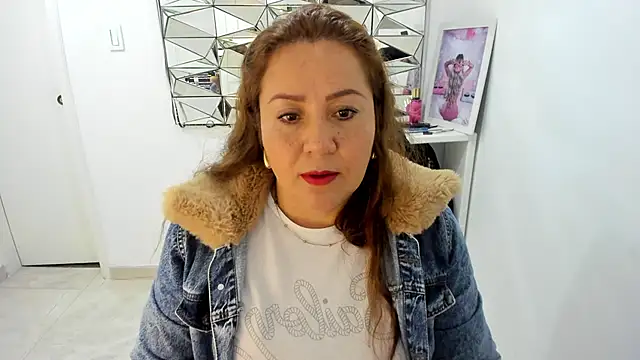 camixxx m online show from 04/12/26, 01:27