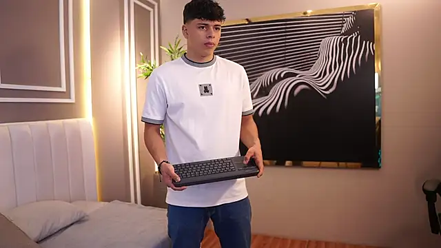 Ethan occonor online show from 11/18/25, 12:31