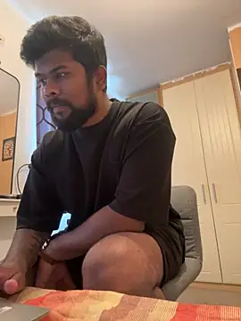 Snapshot of CrazyShashank chatting on 09/28/25, 12:54 CrazyShashank online show from 09/28/25, 12:54