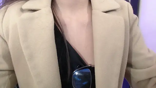 aleesha cameron02 online show from 12/22/25, 07:11