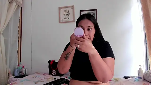 Snapshot of selena_jhonson chatting on 09/26/25, 03:27 selena jhonson online show from 09/26/25, 03:27