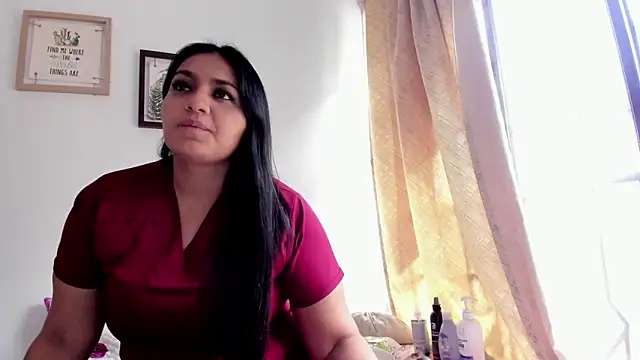 Snapshot of selena_jhonson chatting on 10/21/25, 03:13 selena jhonson online show from 10/21/25, 03:13