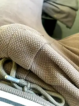 Marius1991 online show from 10/22/25, 07:19