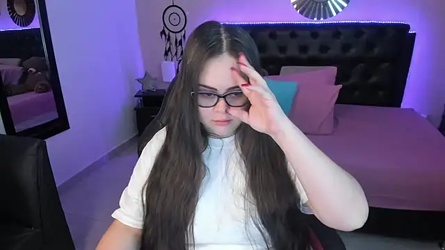 LolaVillalobos online show from 02/19/26, 12:23