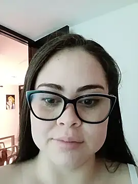 LolaVillalobos online show from 04/20/26, 12:08