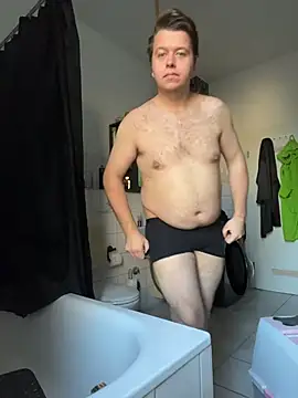 Lars2306 online show from 12/05/25, 01:52