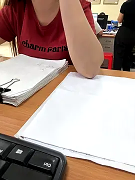 PhuongNhi21 online show from 09/09/25, 01:27