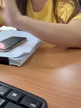 PhuongNhi21 online show from 09/11/25, 01:17