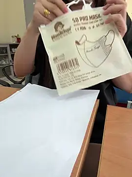 PhuongNhi21 online show from 10/15/25, 01:50