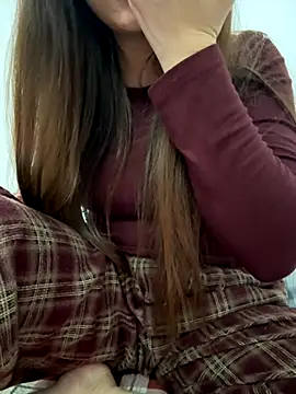 PhuongNhi21 online show from 12/02/25, 02:56