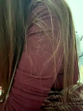 PhuongNhi21 online show from 12/22/25, 02:14