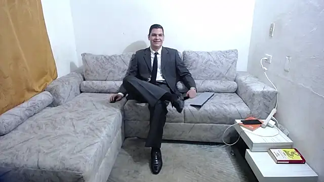 Victor Maitland online show from 10/24/25, 03:36