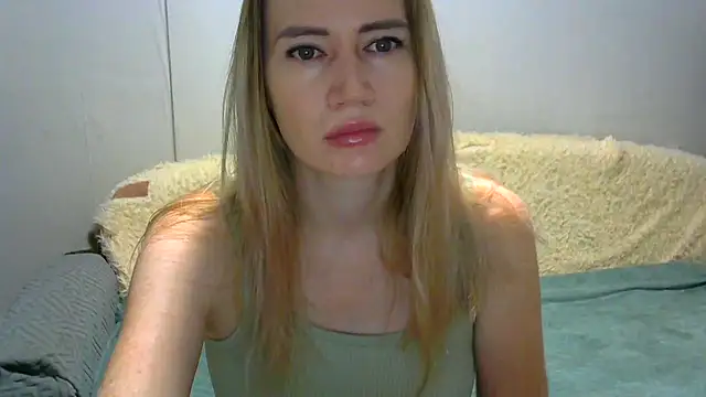 JessFoxxx online show from 10/01/25, 03:56