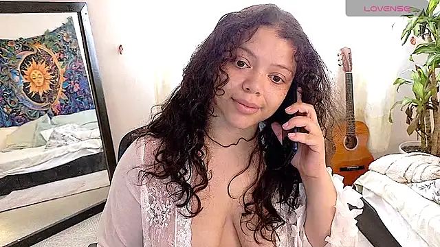 Snapshot of Amanda_sweet chatting on 07/29/26, 02:37 Amanda sweet online show from 07/29/26, 02:37