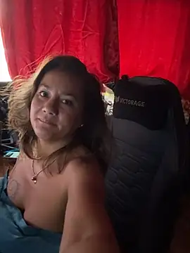 Vahine tahiti987 online show from 03/25/26, 07:42