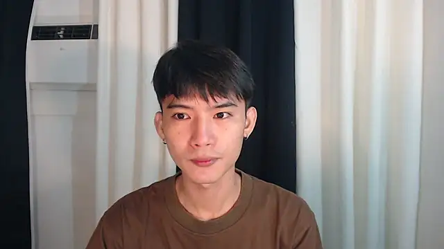 Snapshot of asian_dai chatting on 10/19/25, 11:27 asian dai online show from 10/19/25, 11:27
