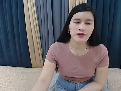 Snapshot of pinay_amaliax chatting on 10/13/25, 10:26 pinay amaliax online show from 10/13/25, 10:26