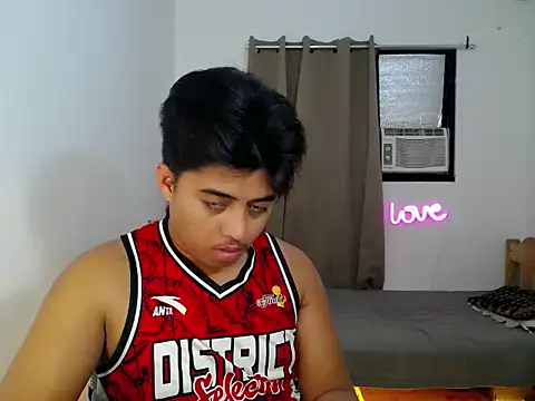 Hugecock2hundle intown online show from 11/29/25, 02:53