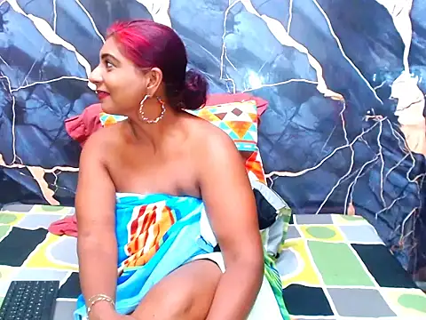 indianerotica69 online show from 02/09/26, 06:34