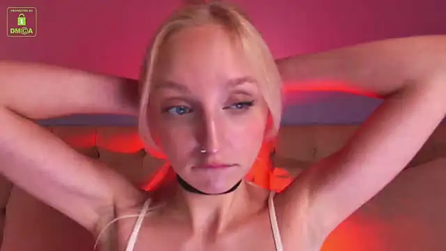 maya snow online show from 09/18/25, 10:39