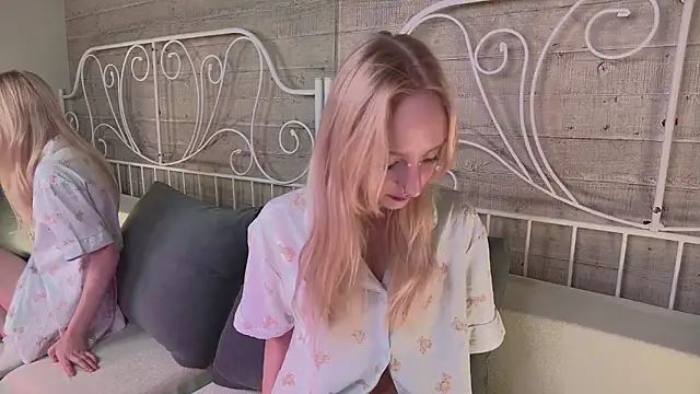 maya snow online show from 11/07/25, 04:34