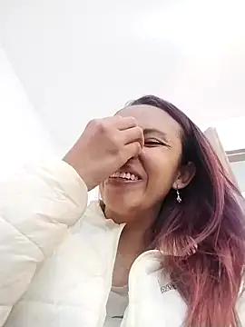 valeriasweet  online show from 11/29/25, 03:48