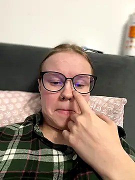  CherryBloom  online show from 09/21/25, 05:36