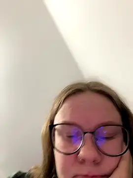  CherryBloom  online show from 10/08/25, 05:43