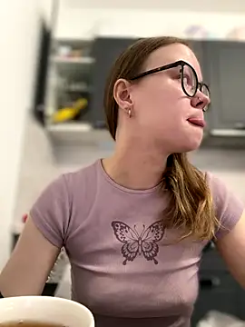  CherryBloom  online show from 10/13/25, 11:21