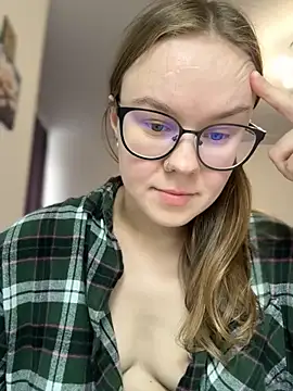  CherryBloom  online show from 10/21/25, 11:22