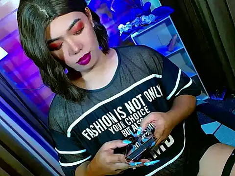 bigfattycocksonya27 online show from 04/24/26, 08:50