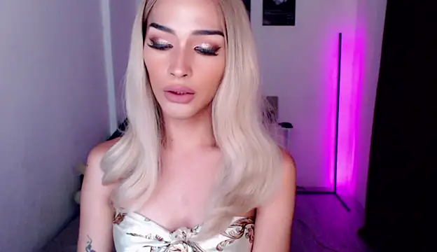 Alicegreenexx online show from 04/13/26, 11:10