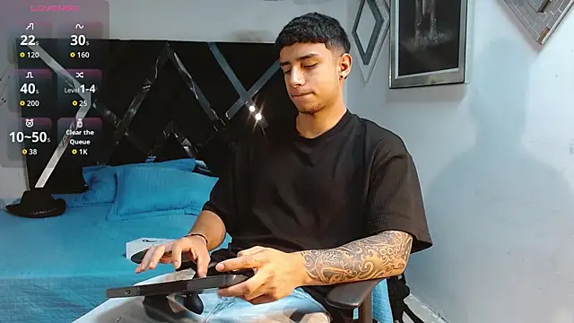 jaze bradley online show from 09/19/25, 11:44