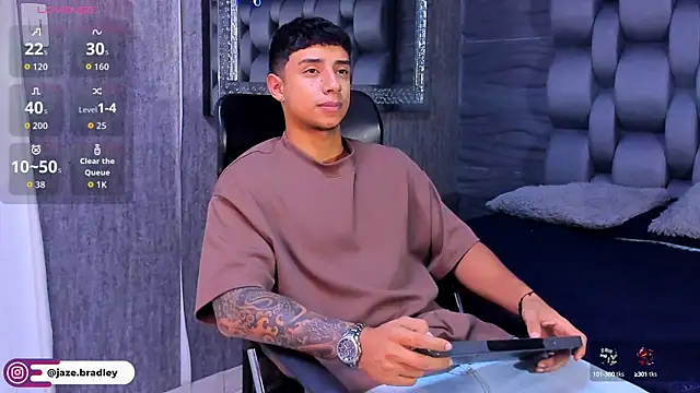 jaze bradley online show from 10/07/25, 11:18