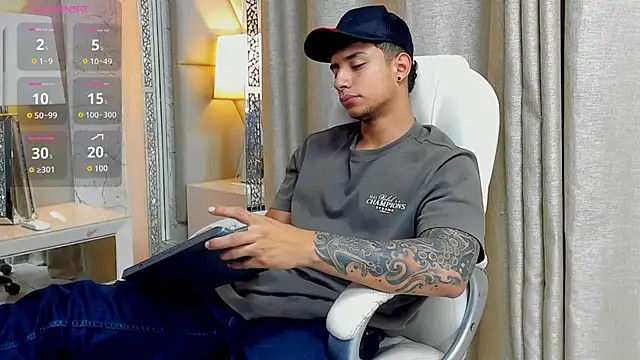 jaze bradley online show from 10/11/25, 11:42